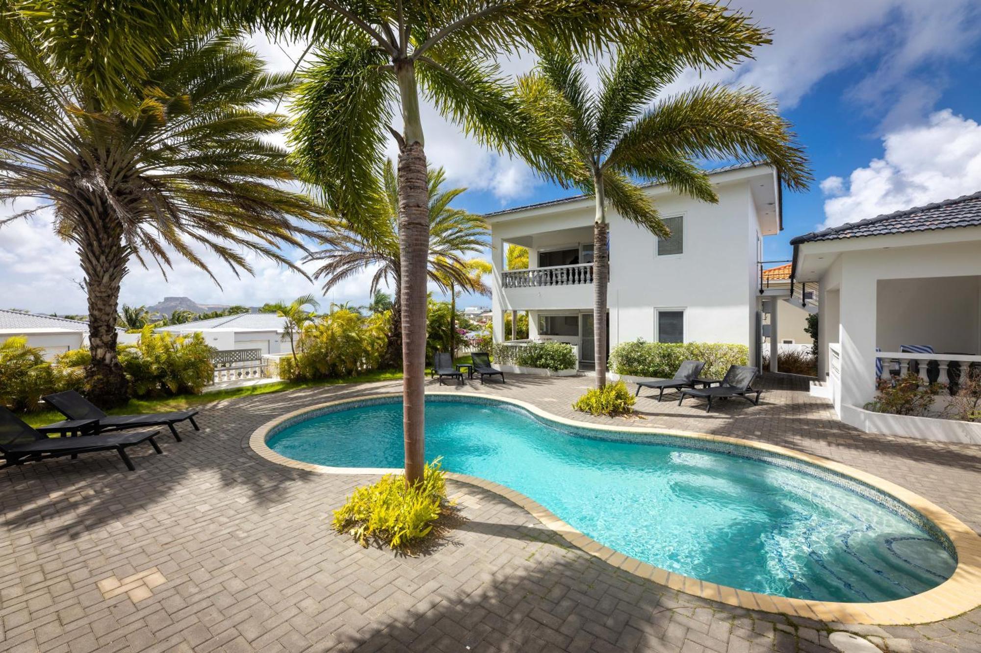 Palm Crest Apartment Jan Thiel Exterior photo