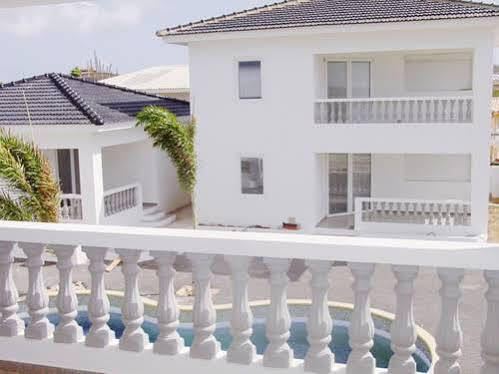 Palm Crest Apartment Jan Thiel Exterior photo